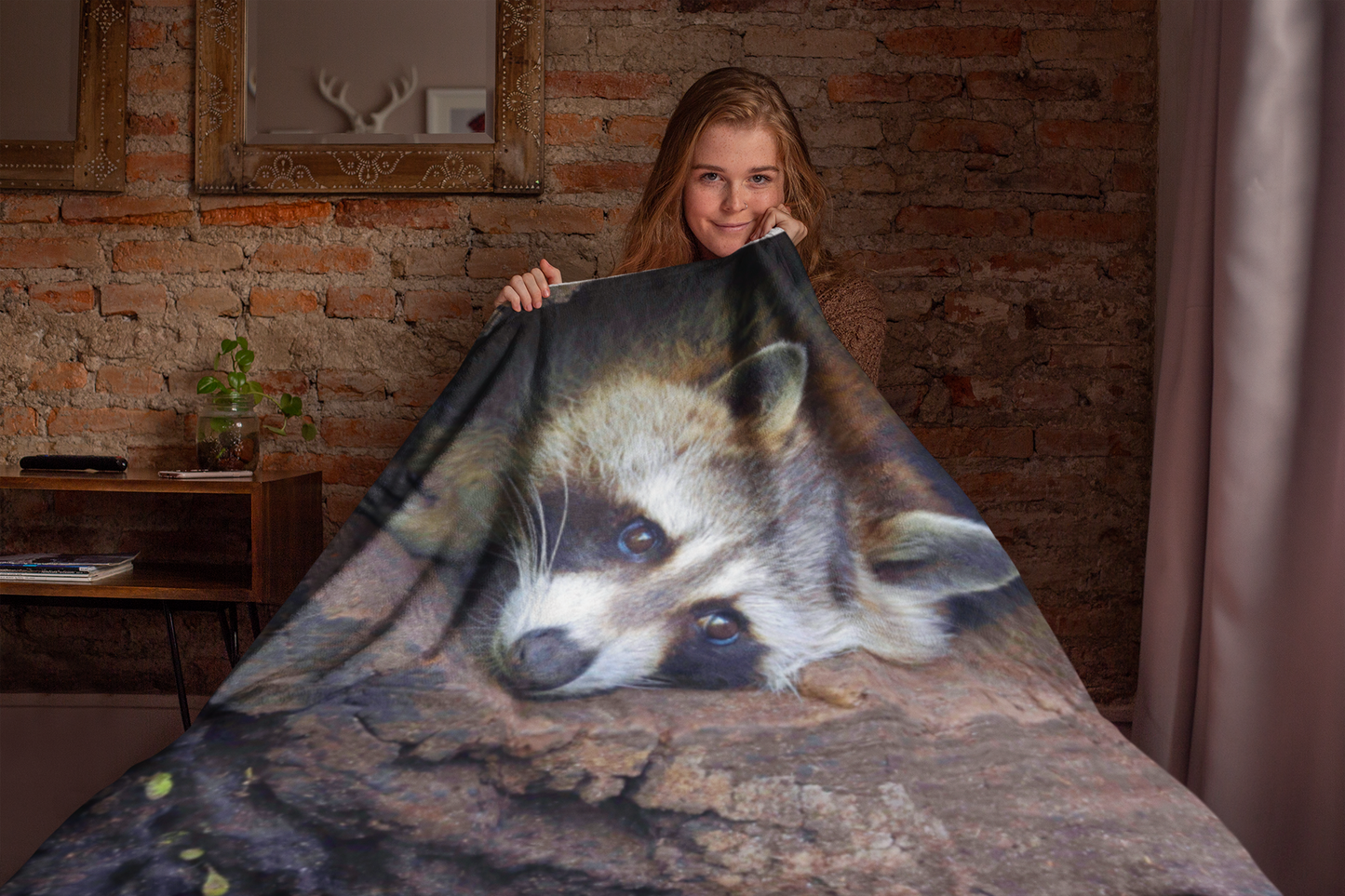 Blankets Raccoon at rest 46x56 CV-002