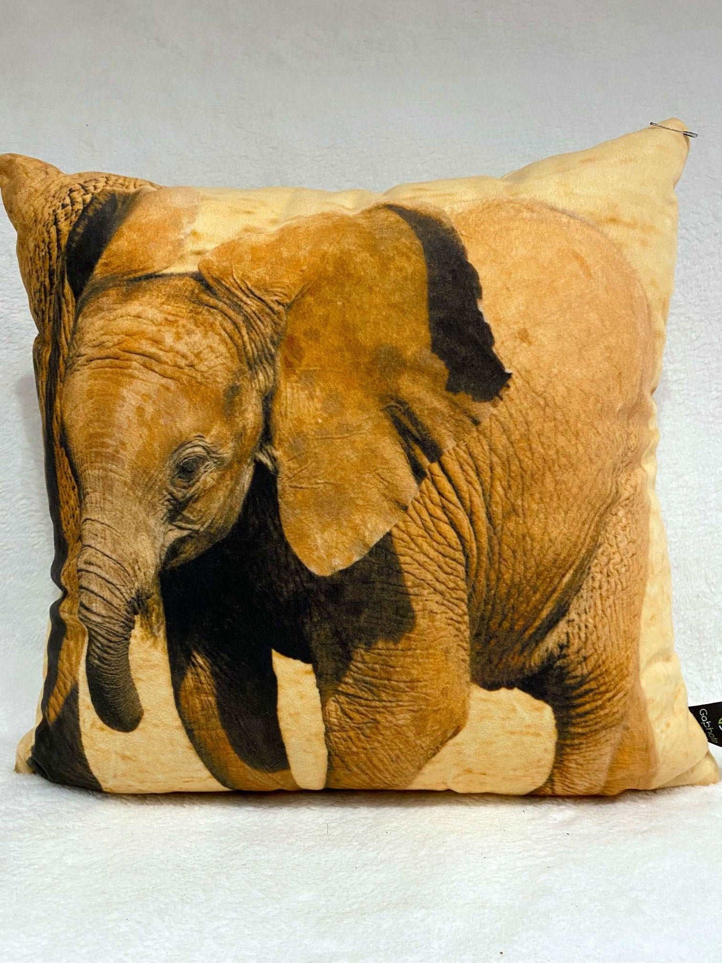 Coussin 14x14 Éléphanteau Kenya CS-1414-018