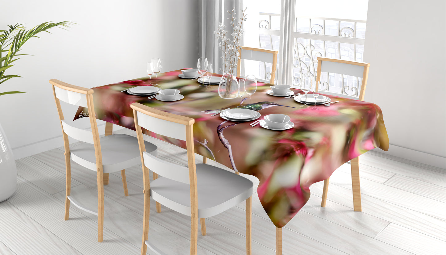 Tablecloths Rufous Hummingbird beak in the air NP-053